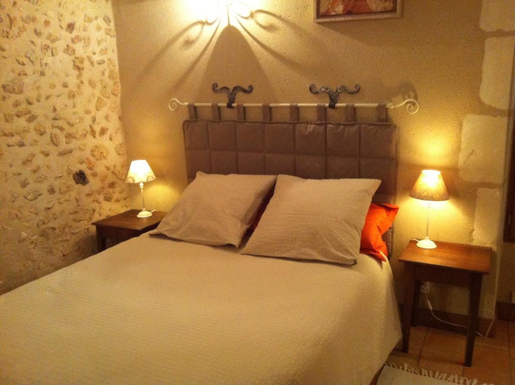 Bed and Breakfast La Barillerie à La Flèche Chambre photo